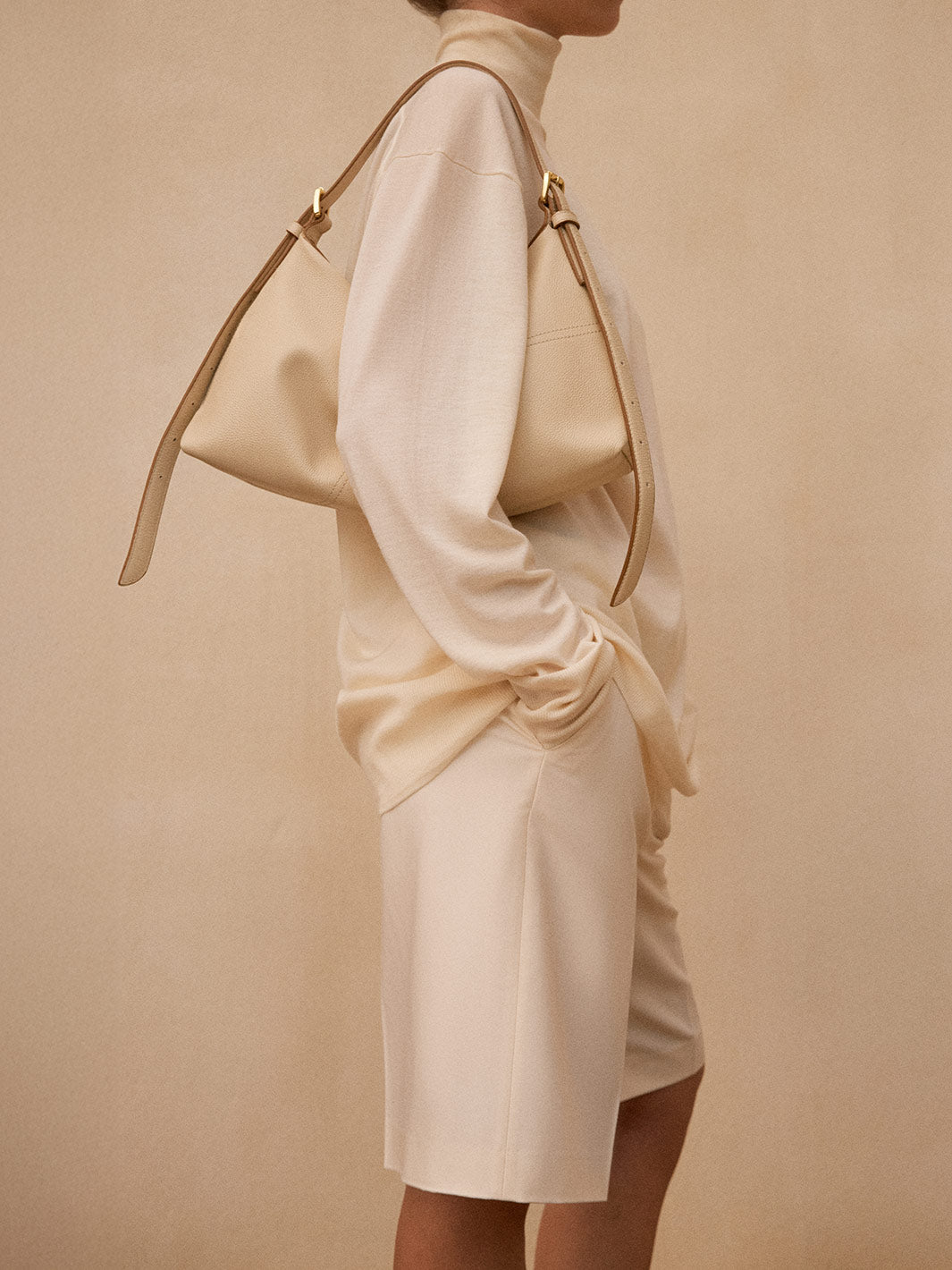 Castellare Mandorla Grained Leather Shoulder bag