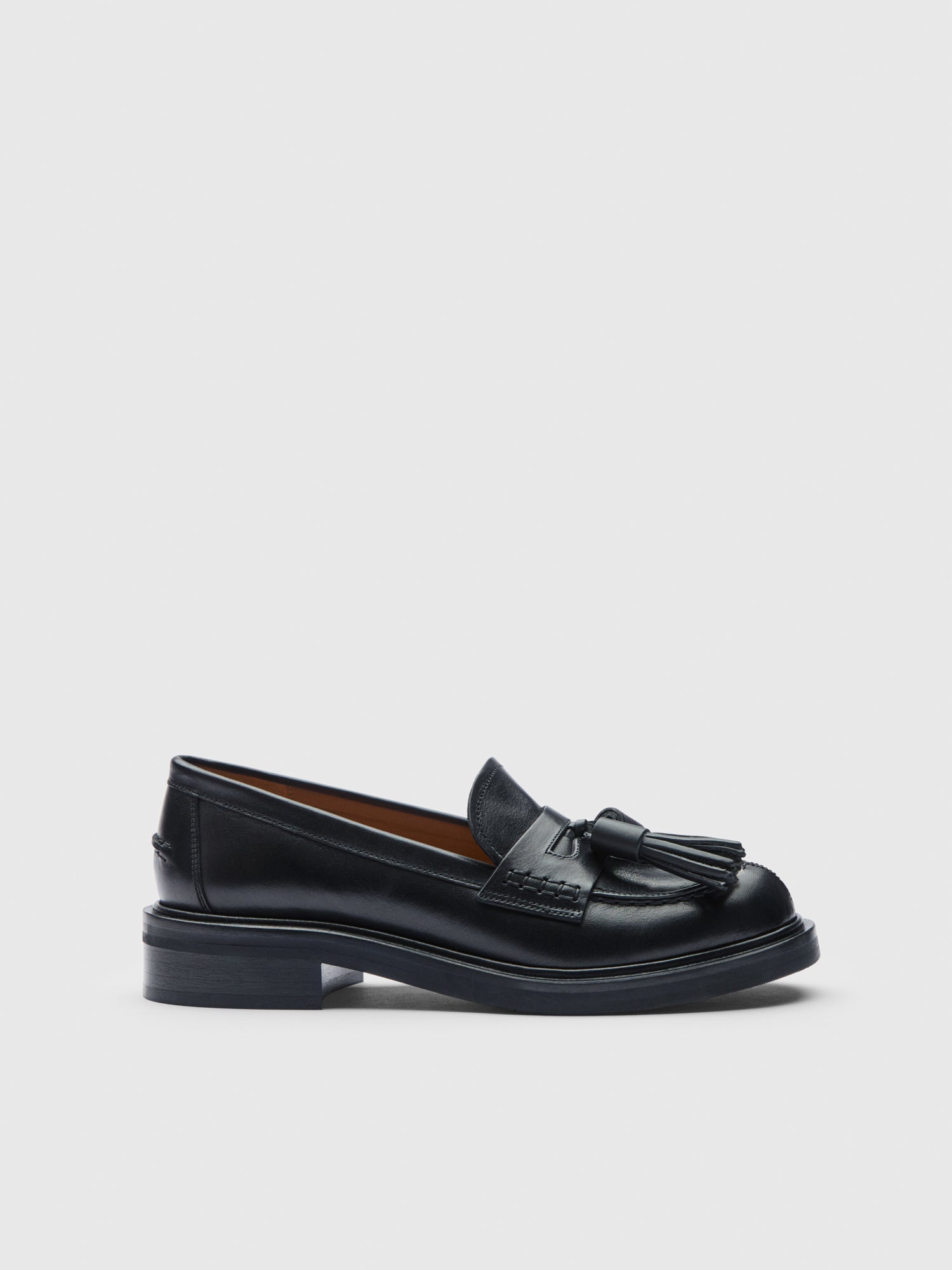 Albaredo Tassel Black Leather Loafer