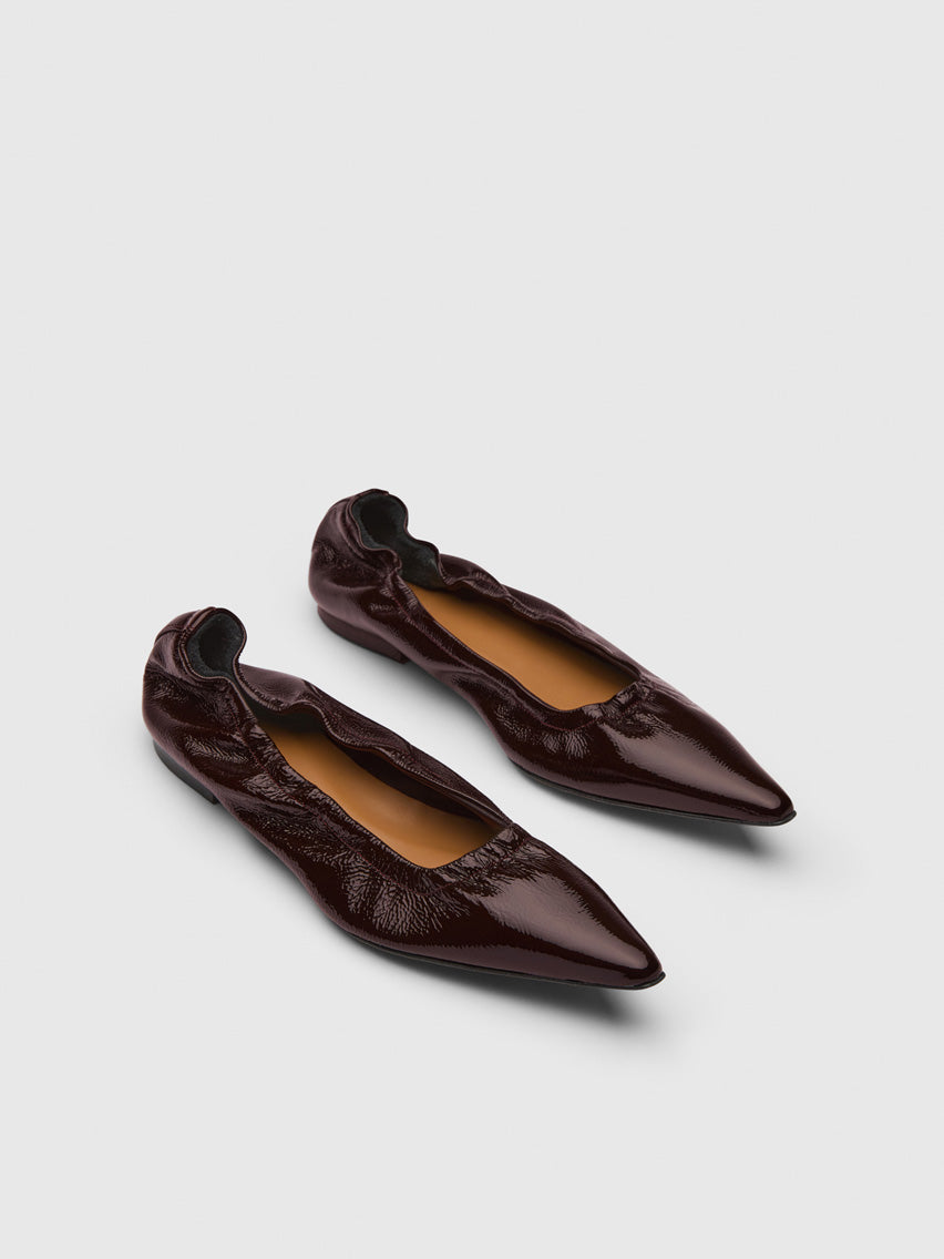 Aprica Walnut Naplak Leather Ballet flats