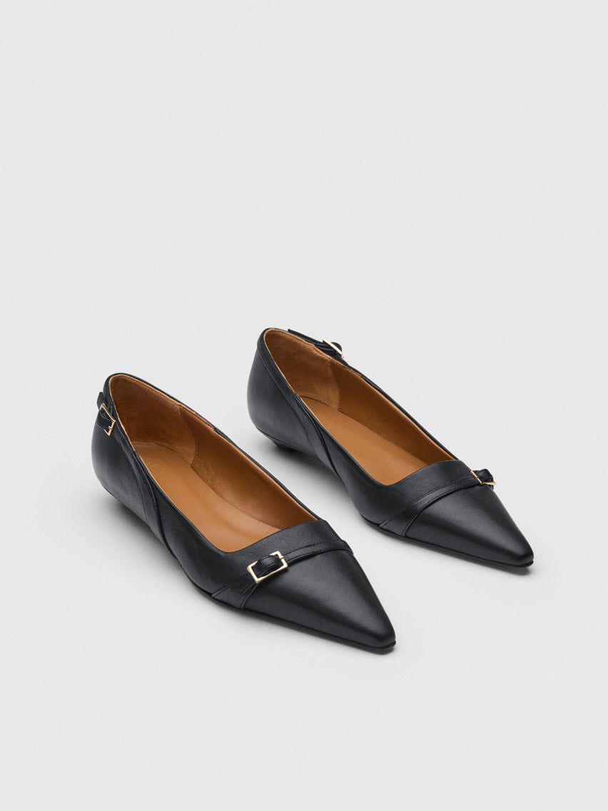 Civate Black Leather Ballet flats