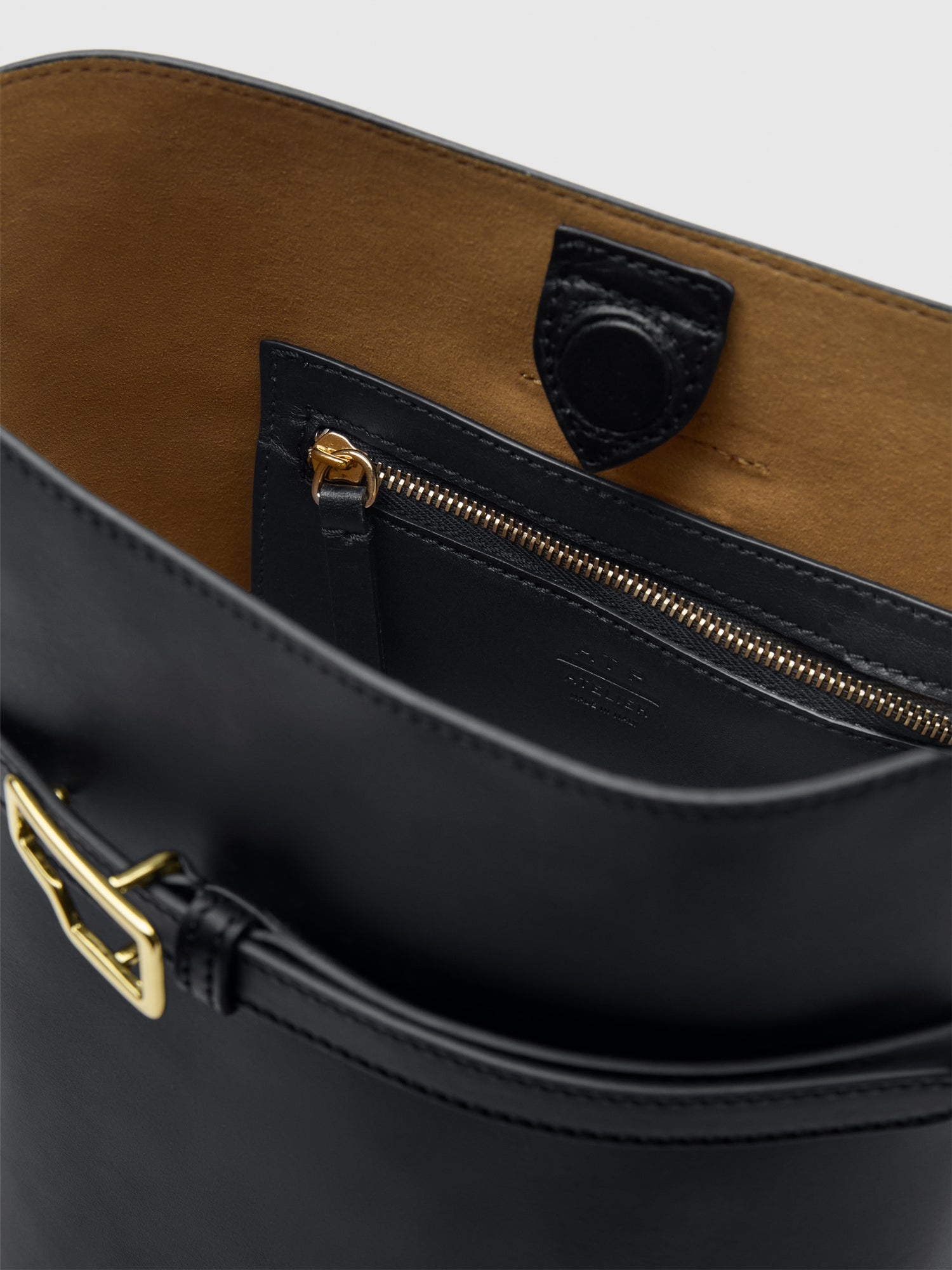 Cremella Black Leather Bucket bag