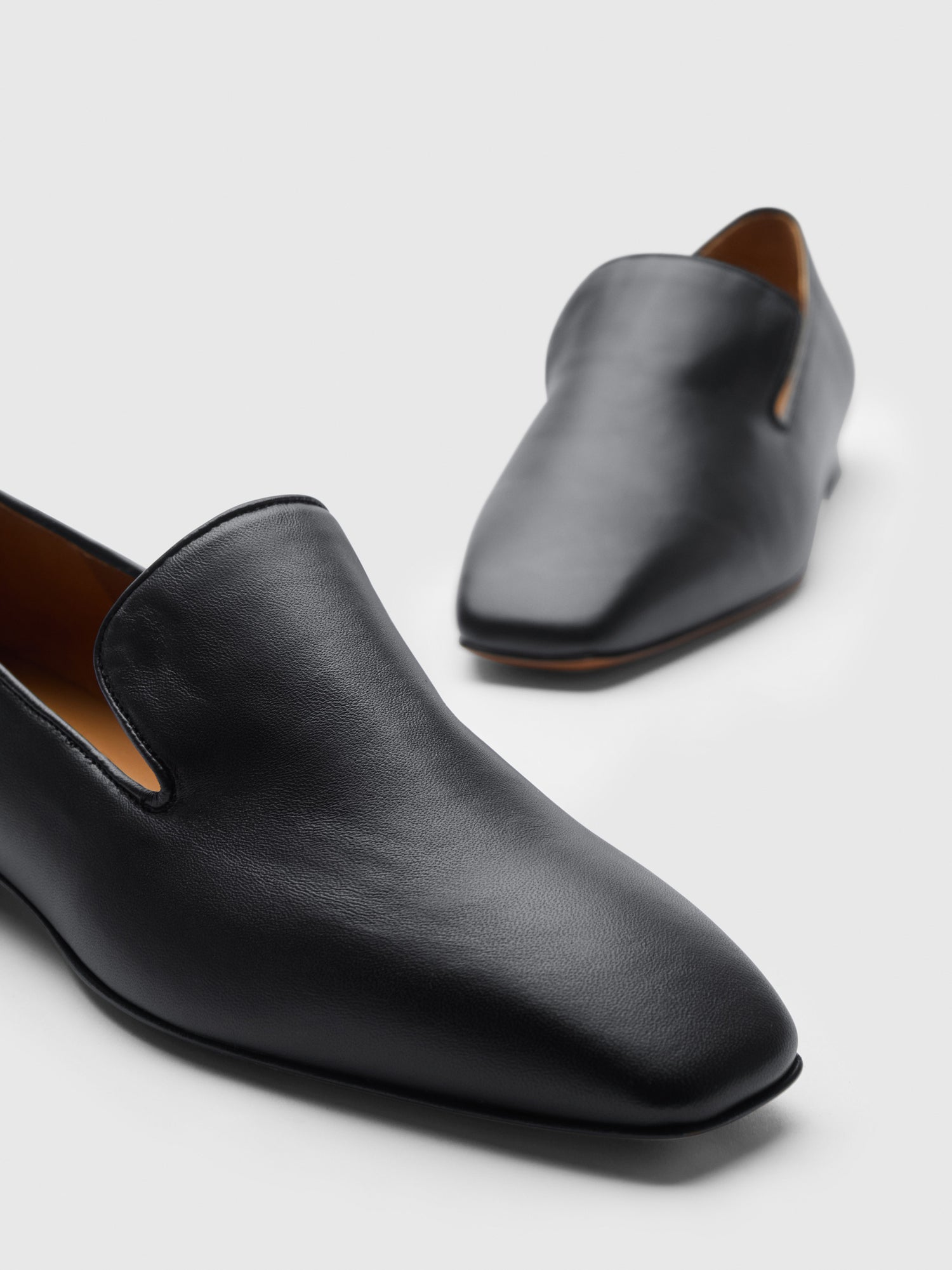 Dervio Black Nappa Loafers