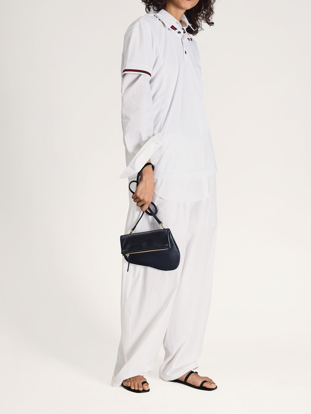 Dongo Black Leather Flat sandals