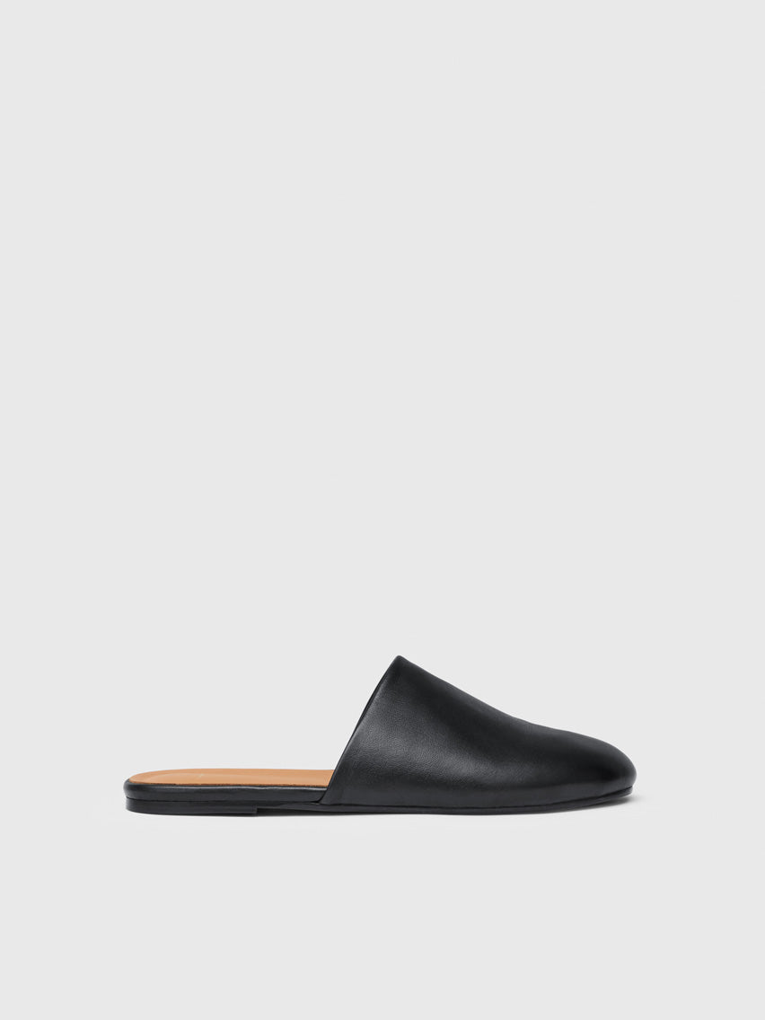 Forcola Black Shiny Nappa Slip-ins | ATP Atelier | Official Site