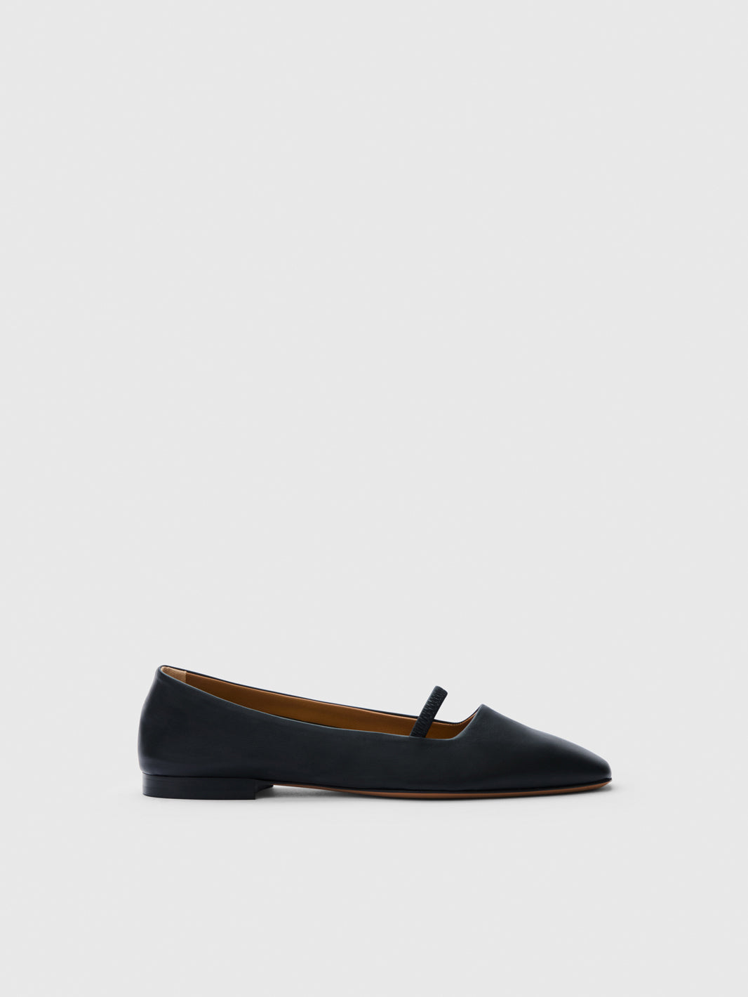 Loria Black Nappa Ballet flats