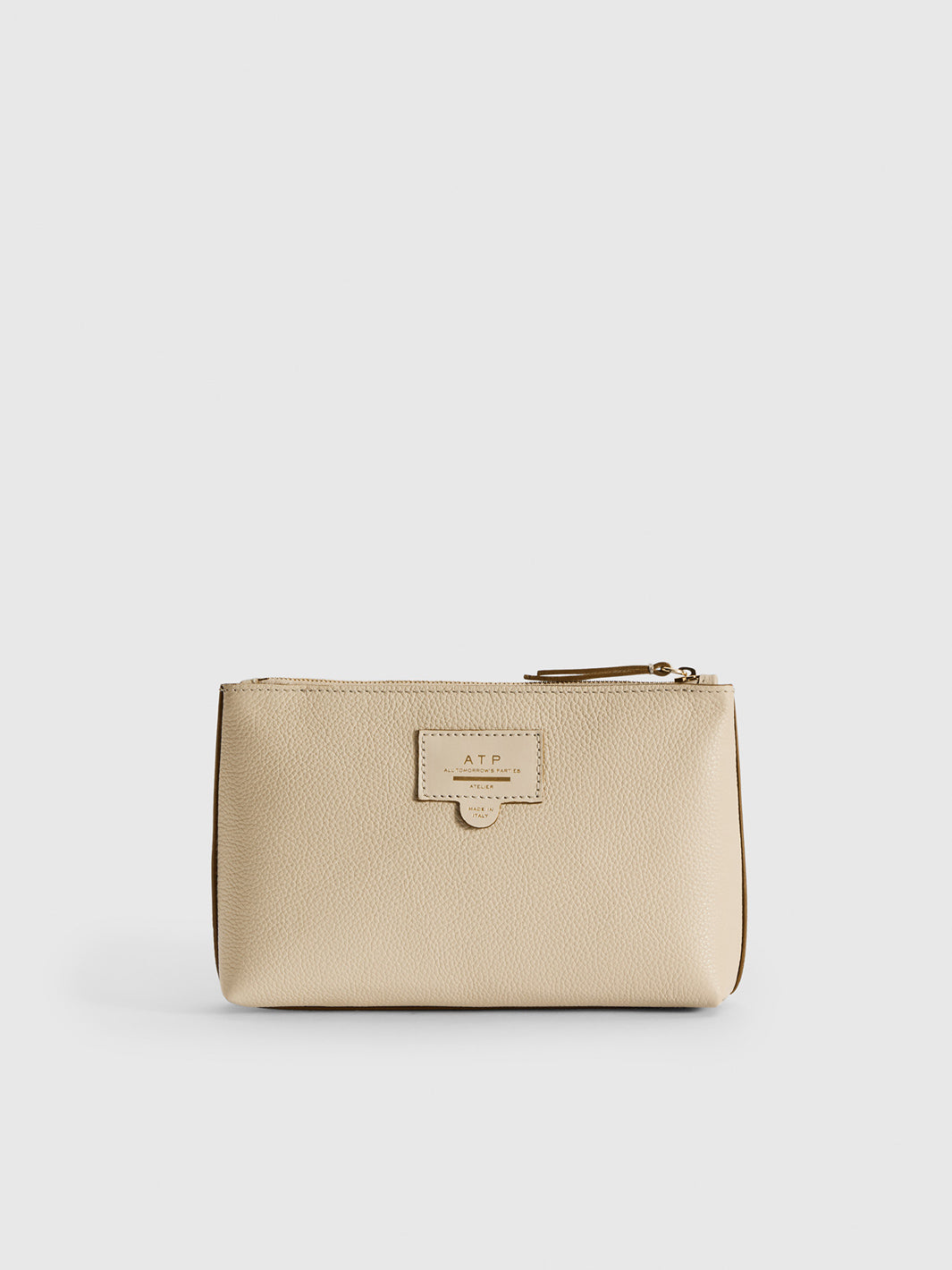 Solaio Mandorla Grained Leather Beauty Bag