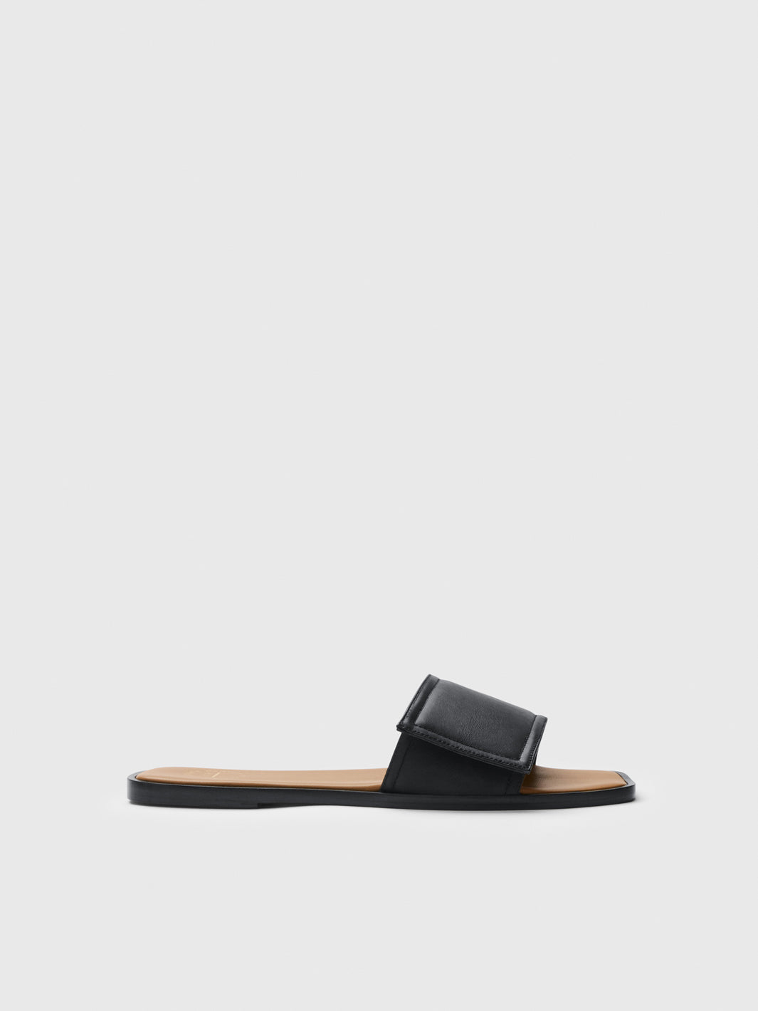 Tirano Black Nappa Flat sandals