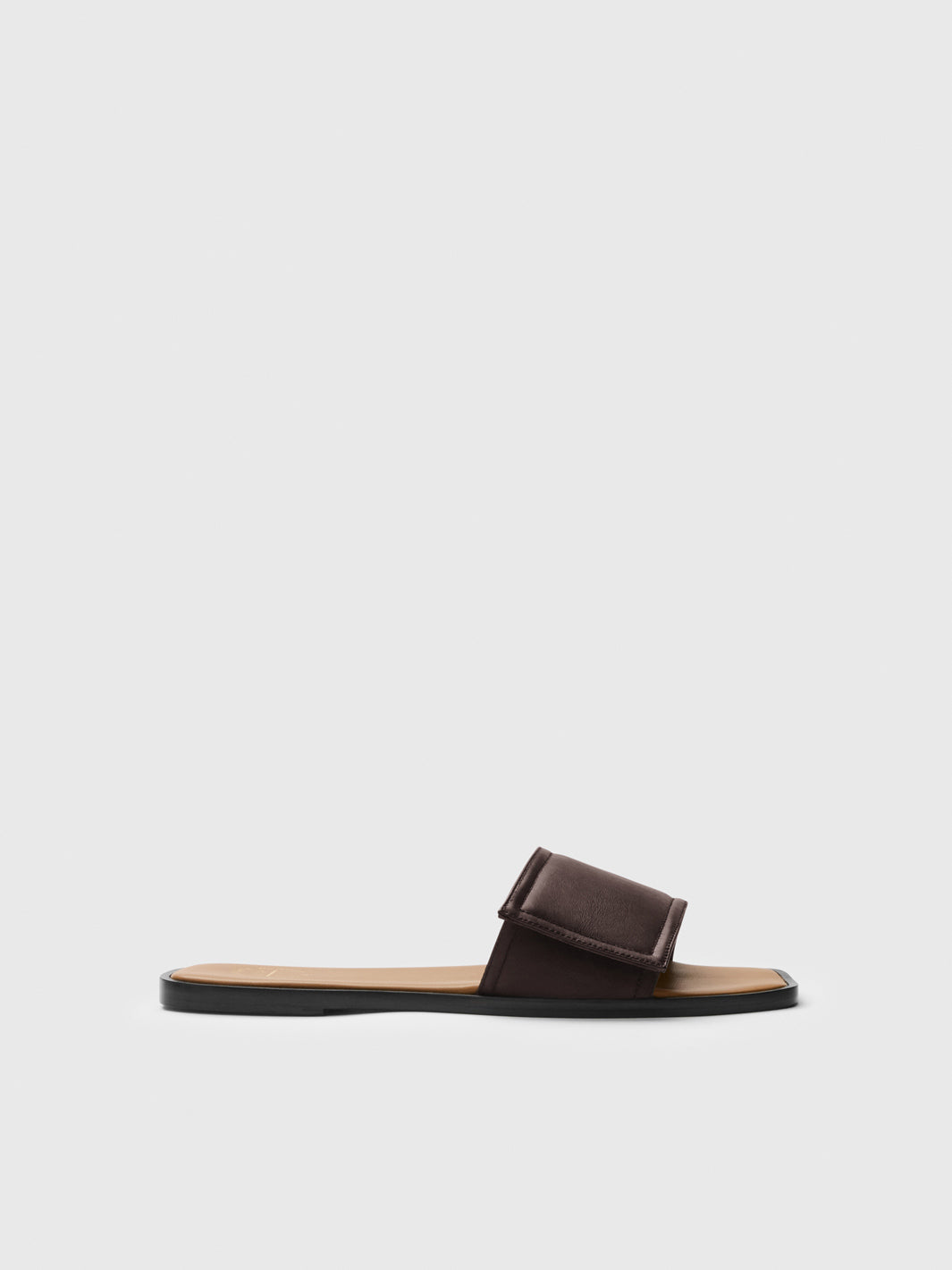 Tirano Walnut Nappa Flat sandals