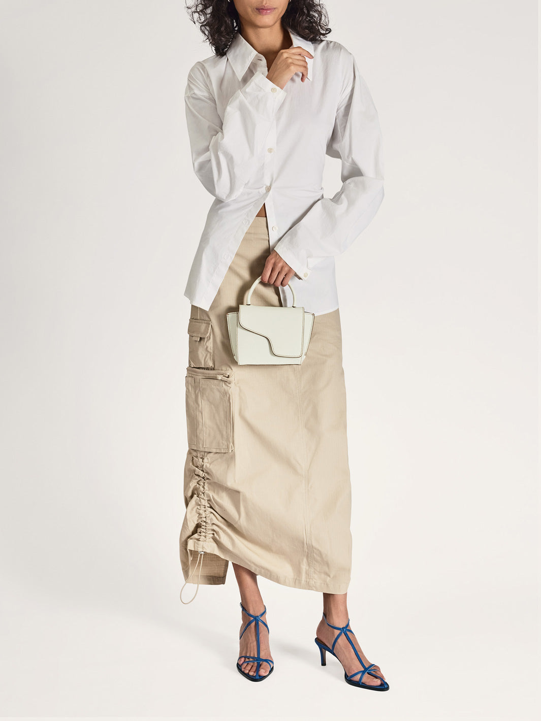 Montalcino Bianco/Contrast Stitch Grained Leather Mini handbag