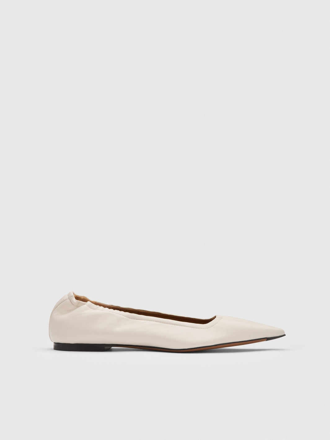 Aprica Linen Shiny Nappa Ballet flats