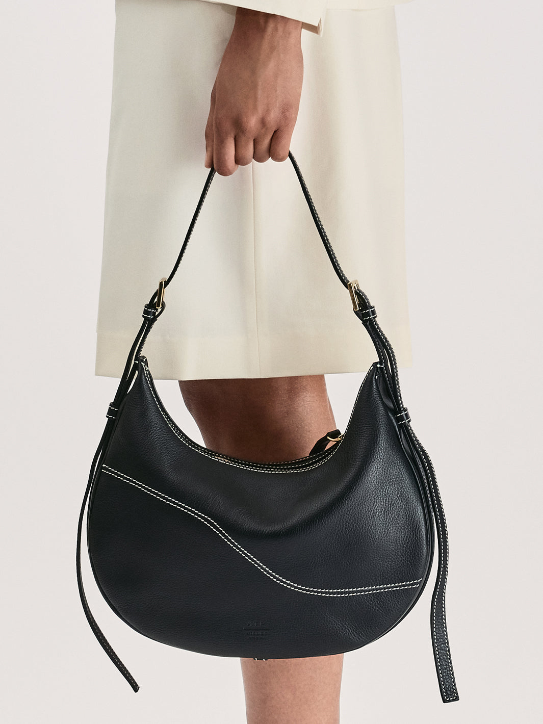 Liveri Black/Contrast Stitch Grained leather Small hobo bag