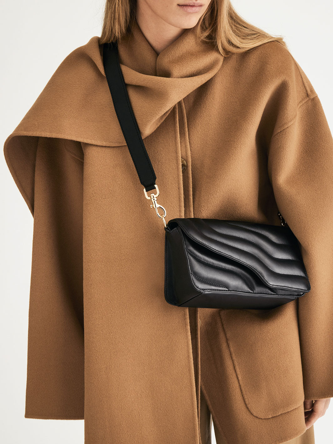 Assisi Black Quilted Nappa Shoulder Bag
