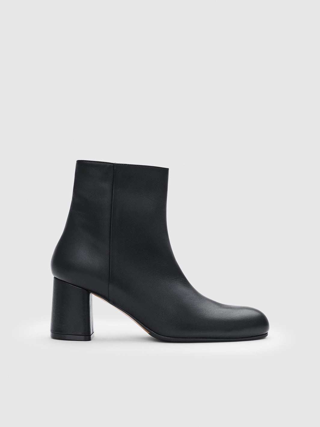 Miola Black Leather Ankle boots