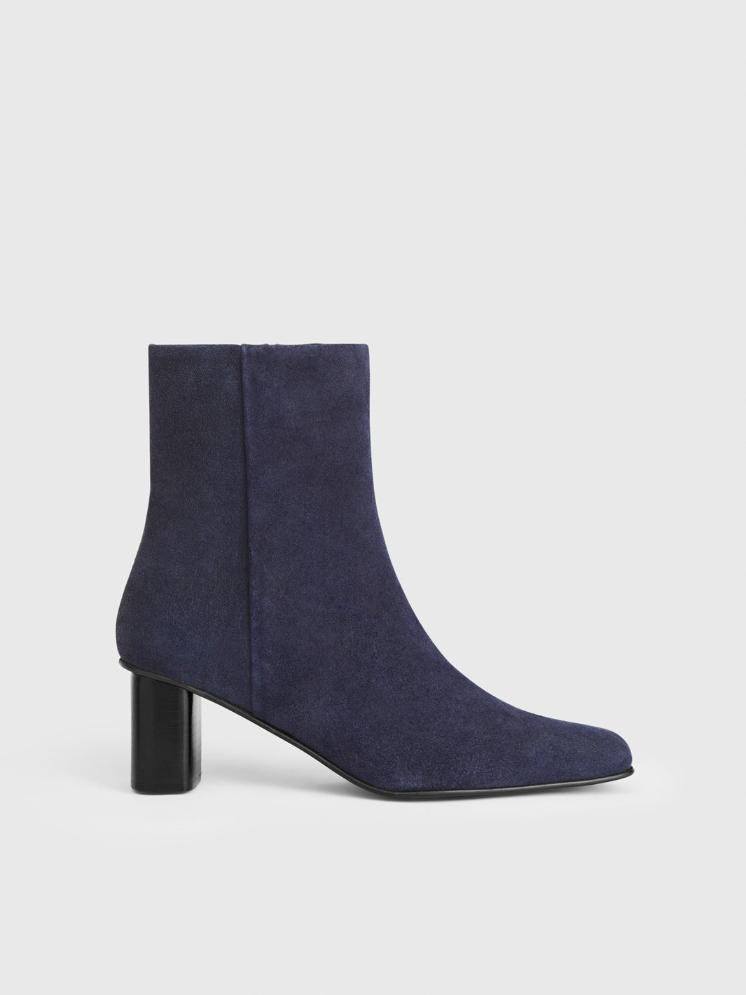 Praia Mirtillo Suede Ankle boots