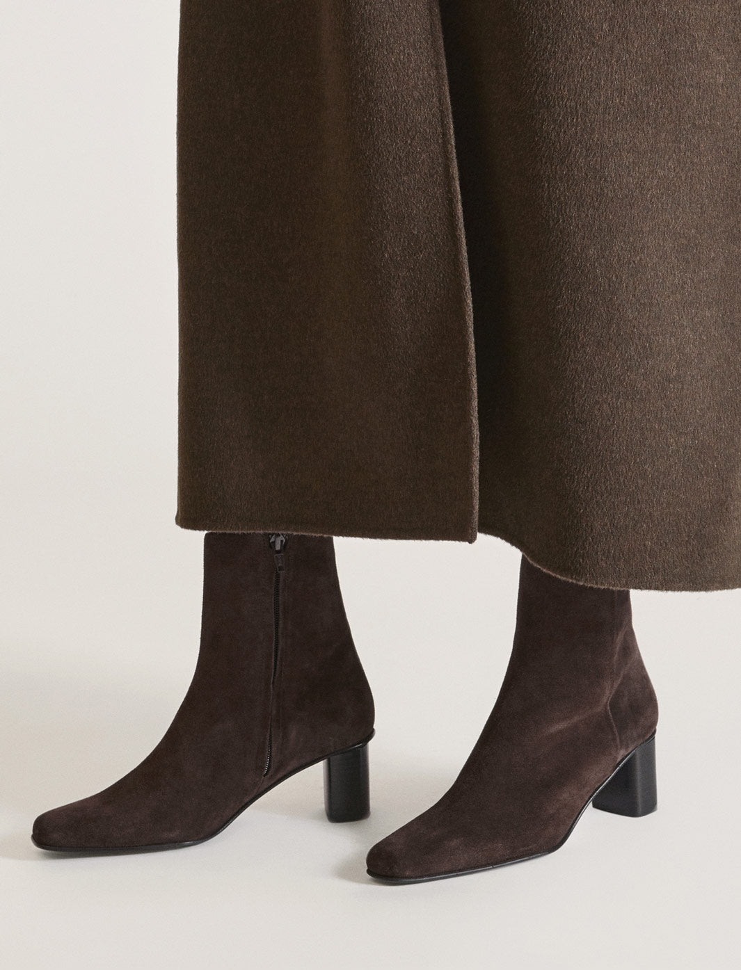 Praia Walnut Suede Ankle boots