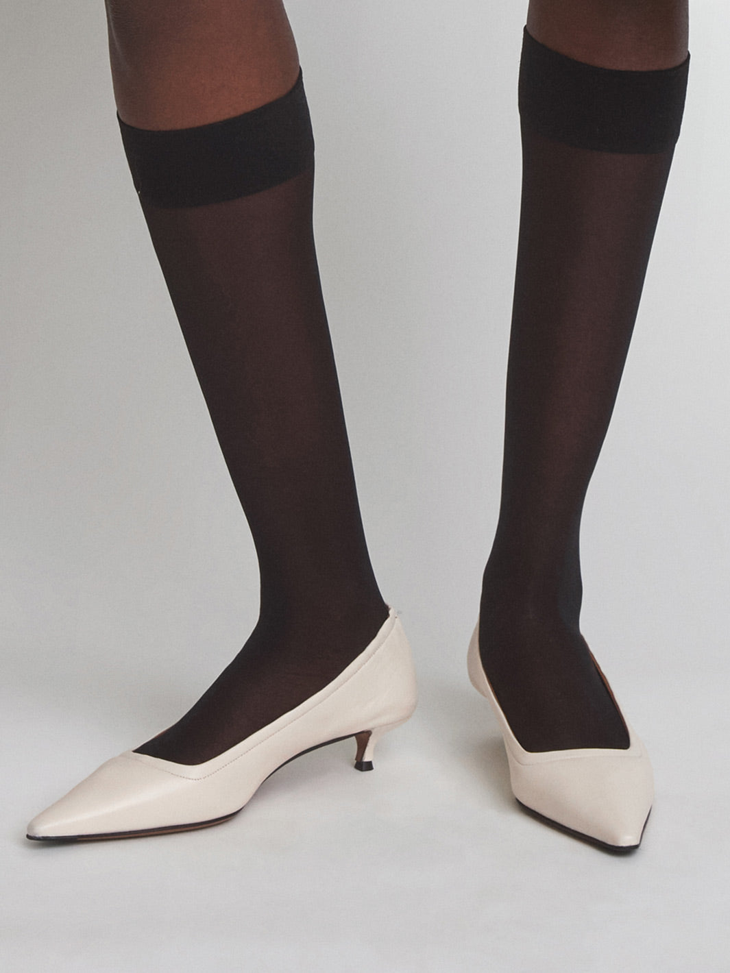 Valfurva Linen Shiny Nappa Pumps