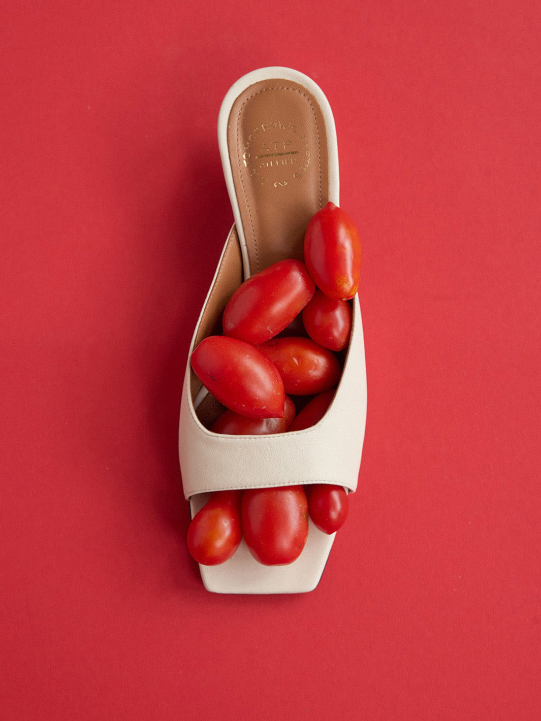 Tavenna Linen Nappa Kitten heels