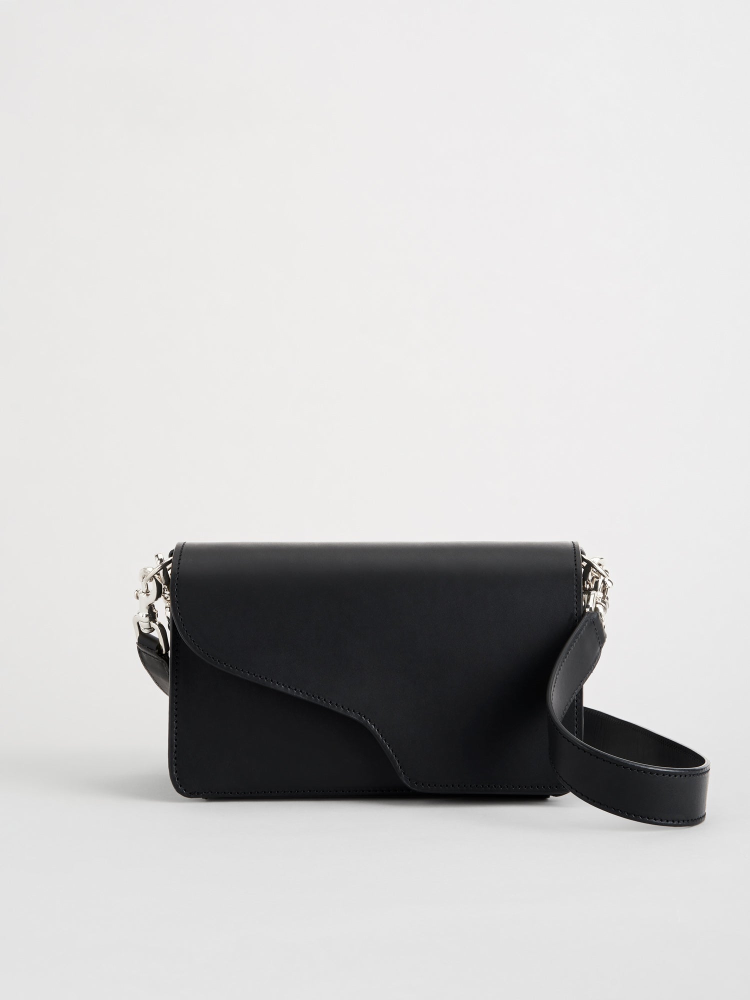 Assisi Black/Silver Leather Shoulder Bag